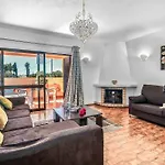 Casa Pluma * Albufeira